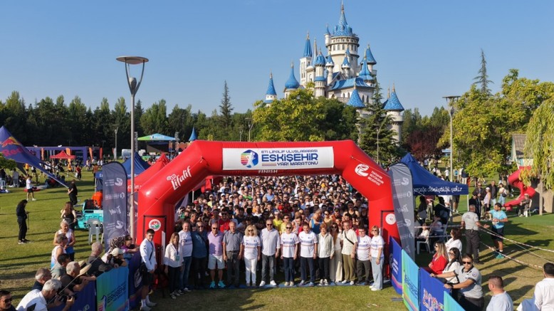 14 farklı ülkeden 2 bin 465 sporcu Eskişehir'de yarıştı