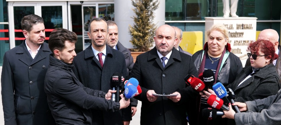 Albayrak ESKİ'deki fahiş fiyat  skandalı hakkında suç duyurusunda bulundu