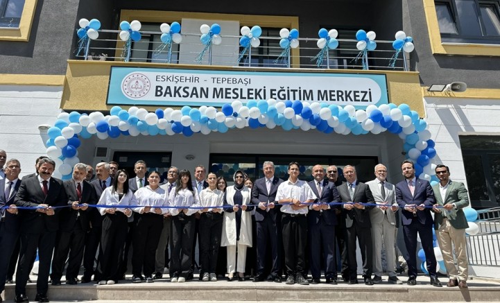 Baksan Mesleki Eğitim Merkezi yeni binası açıldı