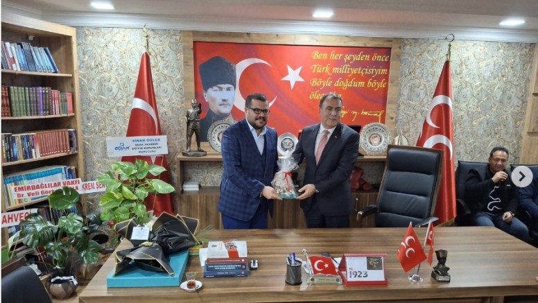 Emirdağlılar Vakfı'ndan MHP İl Başkanı Ayhan Sezer'e ziyaret