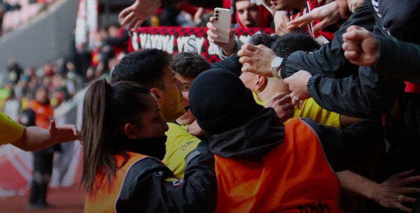 Eskişehirspor Afyonspor'u ikinci yarıda çözdü