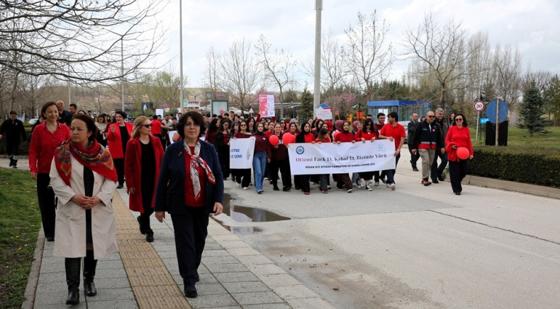 ESOGÜ Kampüsünde anlamlı yürüyüş