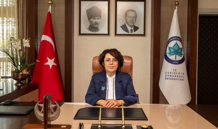ESOGÜ Rektörü Prof. Dr. Emine Gümüşsoy’un 30 Ağustos Zafer Bayramı Mesajı