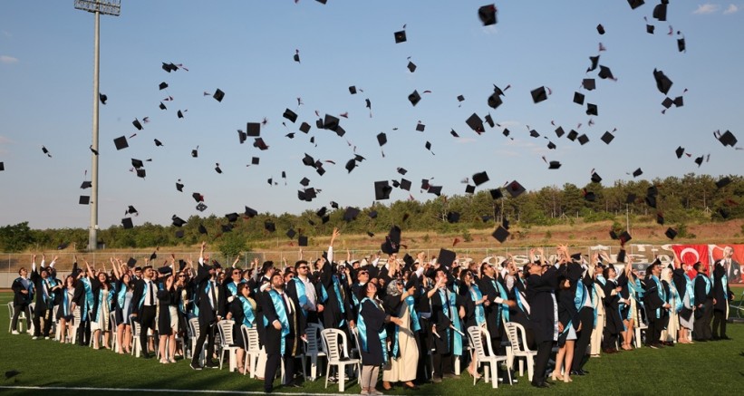 ESOGÜ Tıp Fakültesi 2026 mezunlarını verdi