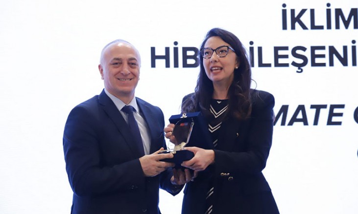 İl Müdürü Yüksel Çil’e Birleşmiş Milletler’den Plaket	