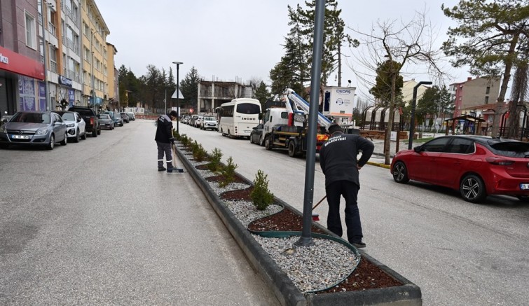 İnönü'de belediye çalışmaları tüm hızıyla devam ediyor