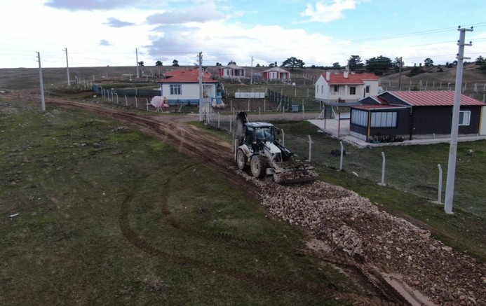 İnönü’de Mahalle içi yollarda yenileme tam gaz