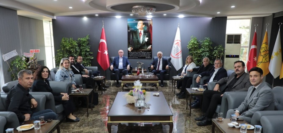 Kazım Kurt'tan Adnan Karamanlı'ya ziyaret