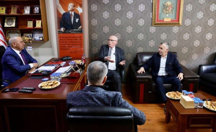 Kazım Kurt'tan bazı esnaf odalarına ziyaret