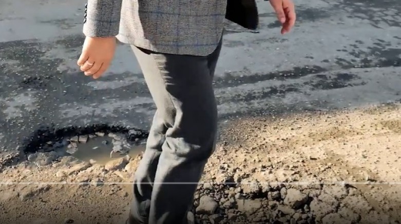 Küçük Sanayi'deki altyapı eksikliğine dikkat çekti