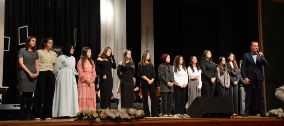 Liseli gençler Anadolu Türkülerinin sesini yükseltti