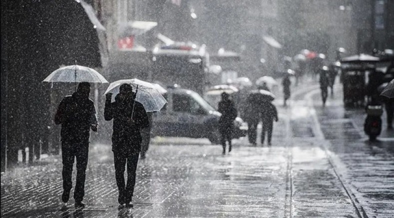 Meteorolojiden kuvvetli yağış, kar ve fırtına uyarısı