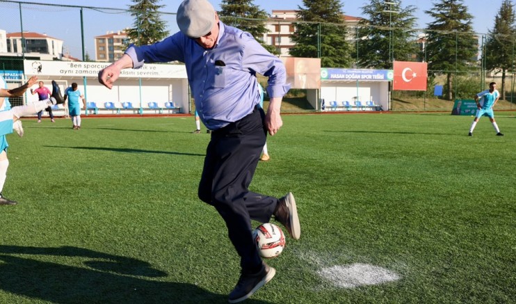 Odunpazarı Belediyesi Birimler Arası Futbol Turnuvası heyecanı başladı