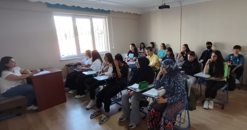 Odunpazarı Belediyesi’nin LGS hazırlık atölyesi kayıtları devam ediyor