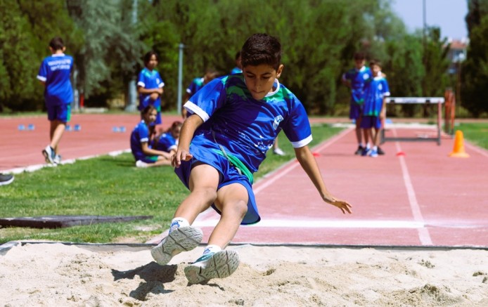 Odunpazarı’nda Atletizm Yaz Okulu çalışmaları sürüyor