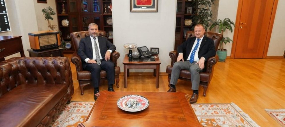 Rektör Adıgüzel’den RTÜK Başkanı Daniş’e hayırlı olsun ziyareti