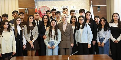 Bakan Göktaş, Azerbaycanlı şehit  çocuklarıyla buluştu