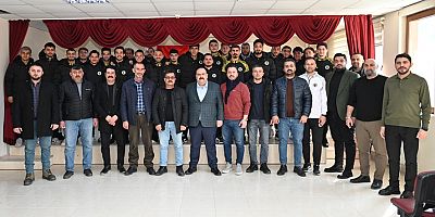 Başkan Hamamcı kritik maç öncesinde futbolcularla buluştu