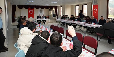 Başkan Hamamcı tarım ve sulama  konulu toplantıya başkanlık etti