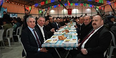 Binlerce kişi İnönü Belediyesinin iftar sofrasına misafir oldu