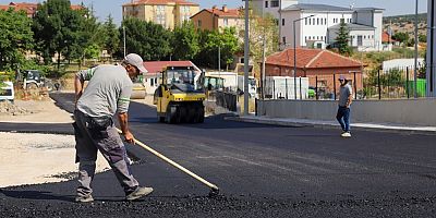 Büyükşehir Han'da yol çalışmalarını tamamladı