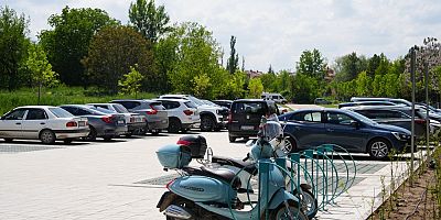 Büyükşehir mahallelerde otopark yapmaya devam ediyor