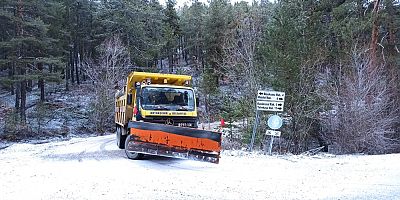 Büyükşehir Mihalıççık'ta kışın olumsuz şartlarını en aza indiriyor