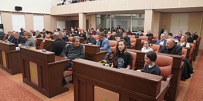 Çevre Çocuk Meclisi üyeleri Belediye Meclis toplantısına katıldı