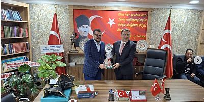 Emirdağlılar Vakfı'ndan MHP İl Başkanı Ayhan Sezer'e ziyaret