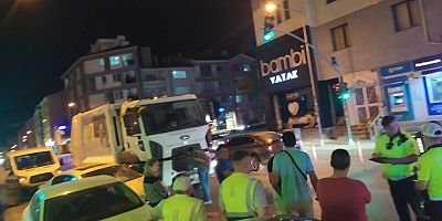 Eskişehir'de belediyenin çöp kamyonunun karıştığı kaza meydana geldi