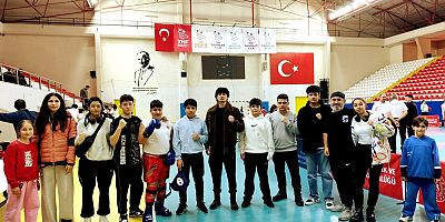 Eskişehir’de Kickboks İl Birinciliği Heyecanı: Şampiyonlar Türkiye Finallerine Gidiyor