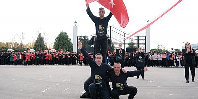 Eskişehir OSB’de Cumhuriyetin 102. Yılı Coşkuyla Kutlandı