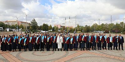 Eskişehir Osmangazi Üniversitesi 2025-2026 Akademik Yılı Törenle Açıldı