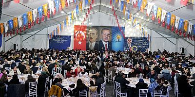 Eskişehirliler ilk iftarda Dede Korkut Parkında Gönül Sofrasında buluştu