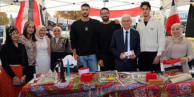 ESTÜ’de Uluslararası Öğrenciler Kültür Günü Renkli Görüntülere Sahne Oldu