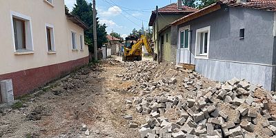 İnönü Belediyesi bozulan yolları derhal geri yapıyor