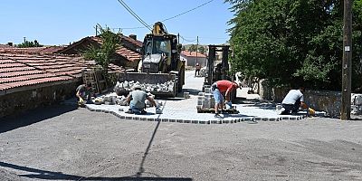 İnönü Belediyesi Dutluca Mahallesi'nde de kilit taşı  çalışması yapıyor