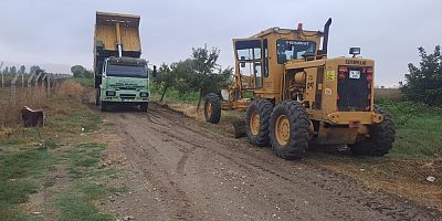 İnönü Belediyesi tarla yollarını yapıyor, merkezde de kapsamlı temizlik!