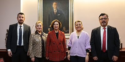 İzmit Belediye Başkanı Fatma Kaplan Hürriyet'ten Başkan Ünlüce'ye ziyaret