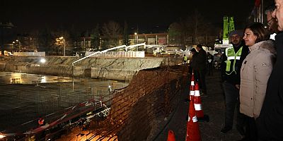 Kapalı pazar yerine 5 bin metreküp beton dökülüyor