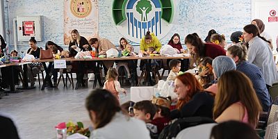 Kazım Kurt’un desteğiyle anneler Alaaddin Park Cafe’de buluştu