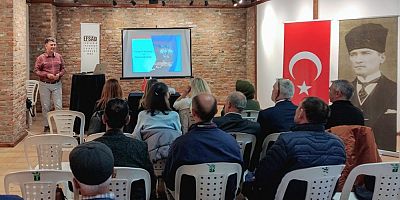 Muhtarların Gözünden Mahallem ile fotoğrafçılık eğitimi aldılar