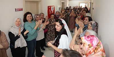 Odunpazarı'nda Halk Merkezi kursiyerlerinin defilesi konuşuluyor