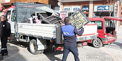 Sivrihisar'da kaldırım işgali ne mümkün!