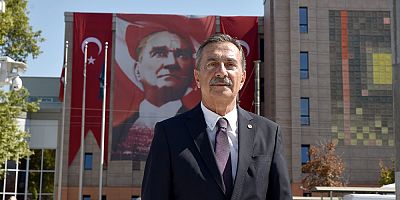 Tepebaşı Belediye Başkanı Ahmet Ataç'ın 29 Ekim mesajı