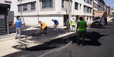 Tepebaşı Belediyesi Ertuğrulgazi Mahallesinde asfaltlama çalışması başlattı