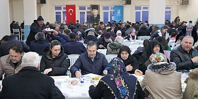 Tepebaşı Belediyesi Kardeşlik Sofrasını Gündüzler'de kurdu