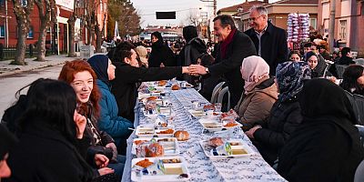 Tepebaşı gönül sofrasını dün akşam Muttalip'te kurdu