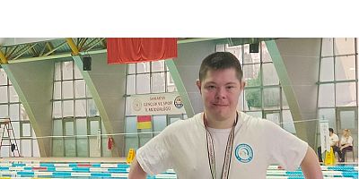 Tepebaşı Spor Kulübünün down sendromlu  sporcusu derecelerle döndü