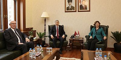 Ünlüce ve Kurt'tan Vali Yılmaz'a hayırlı olsun ziyareti